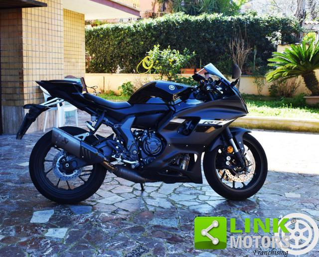 YAMAHA YZF 750 R7 R7