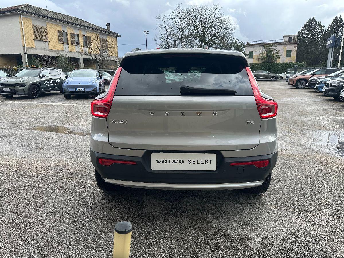 VOLVO - XC40 - T2 automatico Essential