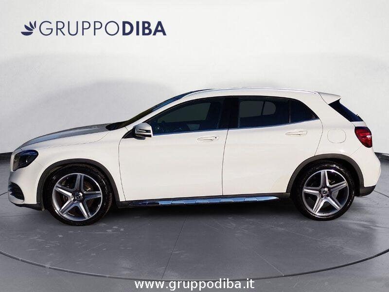 Mercedes-Benz GLA GLA-X156 2017 Diesel 200 d Premium 4matic auto