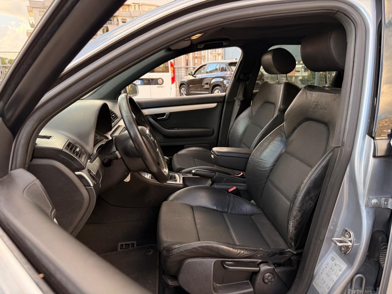 Audi A4 Restyling 2.0/170CV TDI Avant Sline km170