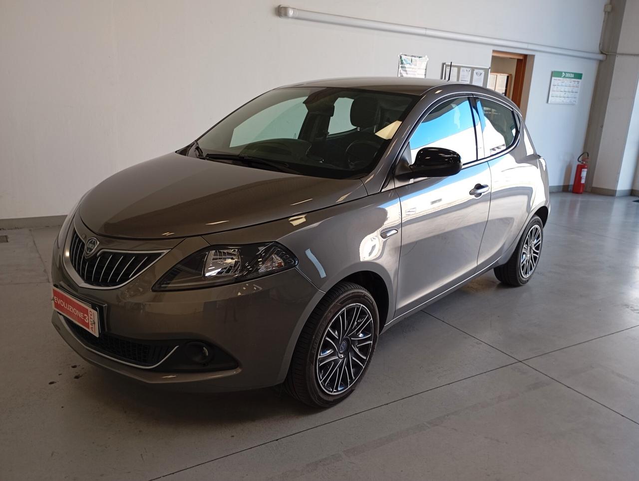 LANCIA Y GOLD PLUSS