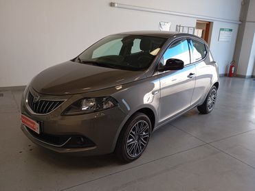LANCIA Y GOLD PLUSS