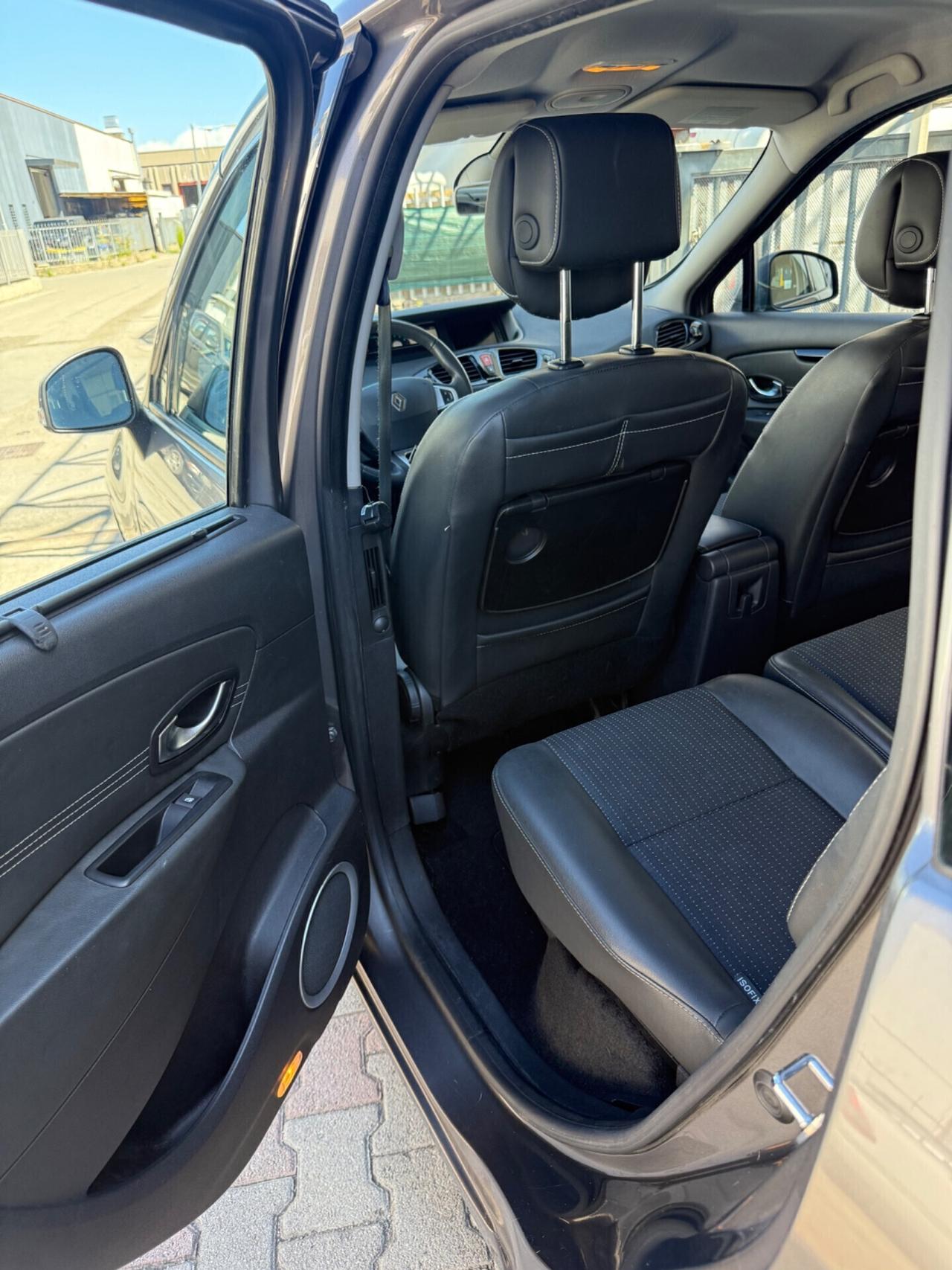 Renault Scenic X-Mod 1.6 dCi 130CV
