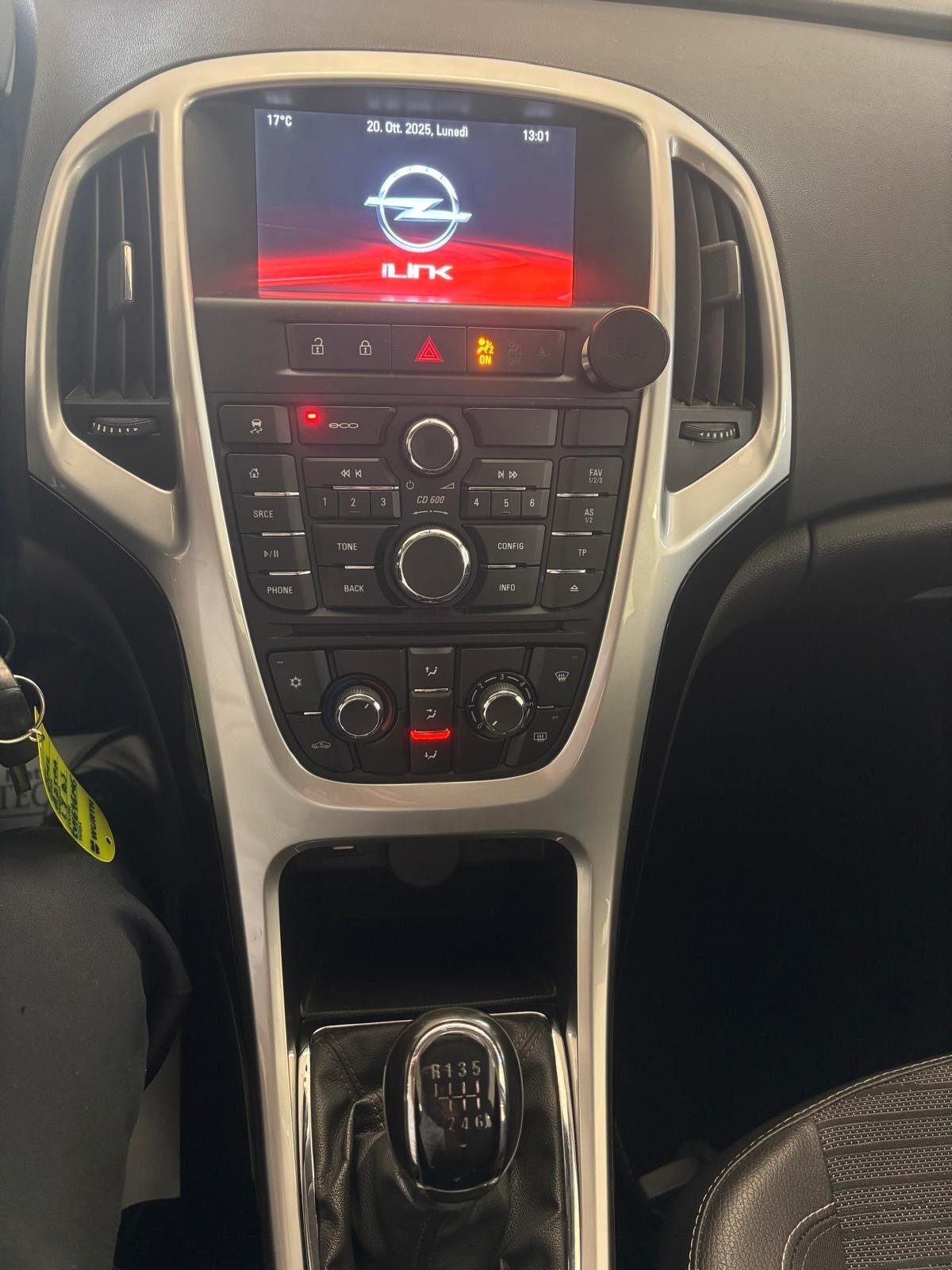 OPEL ASTRA ANNO 2014 DS 1.6 ADATTA NEOPATENTATI KM 166 MILA