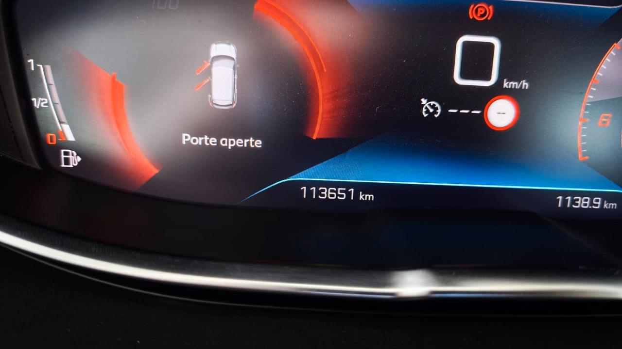 Peugeot 3008 BlueHDi 130 S&S EAT8 Allure