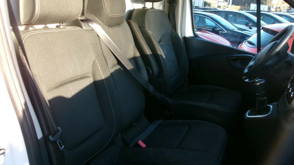 Renault Trafic T29 2.0 dci 145cv L2H1 Energy Ice E6d-temp