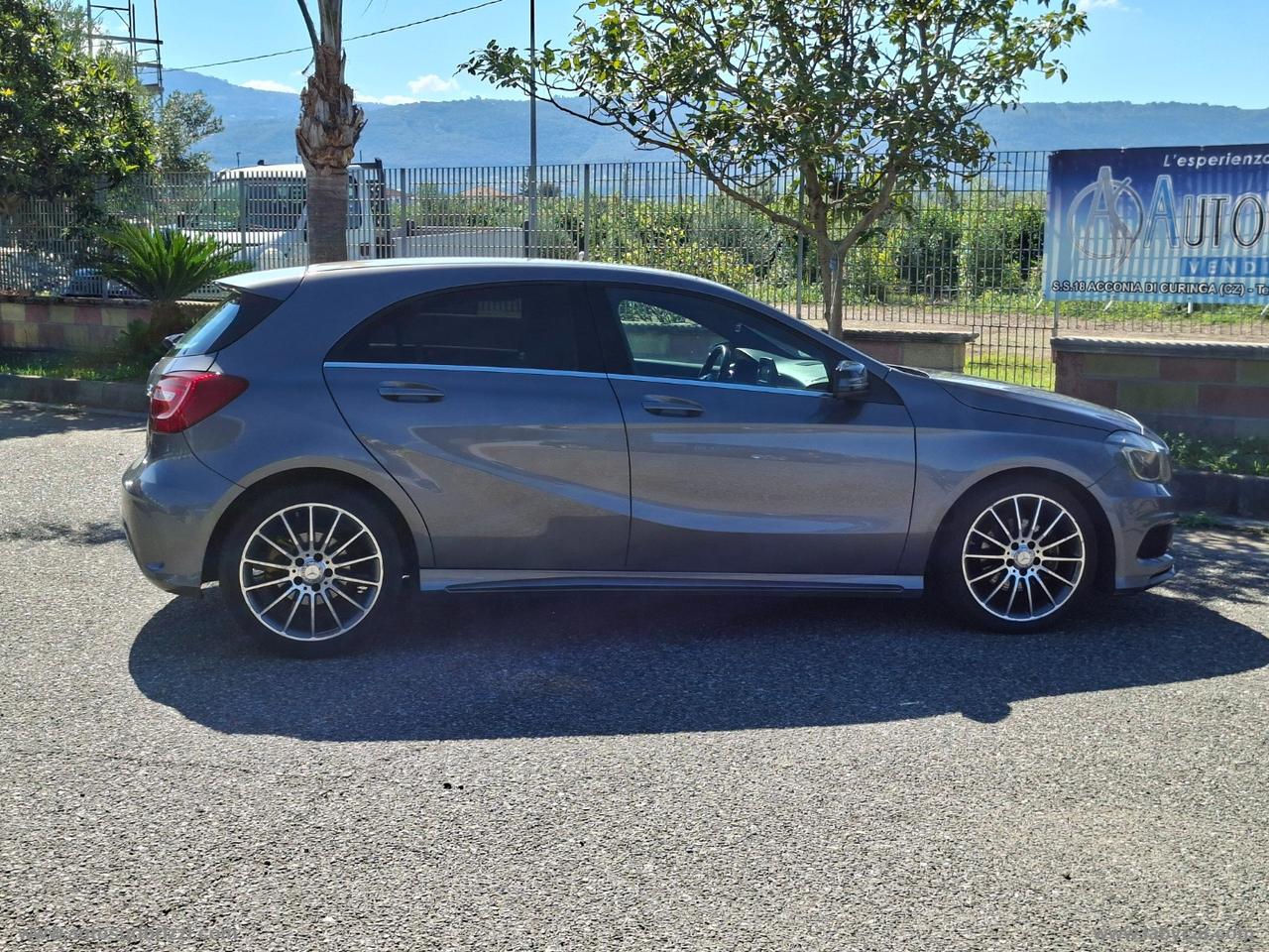 MERCEDES-BENZ A 180 CDI Automatic Premium