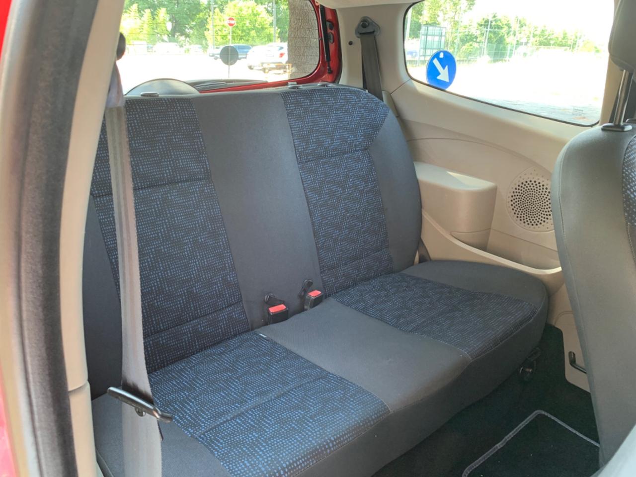 Utilitaria neopatentati 1.2 benzina clima