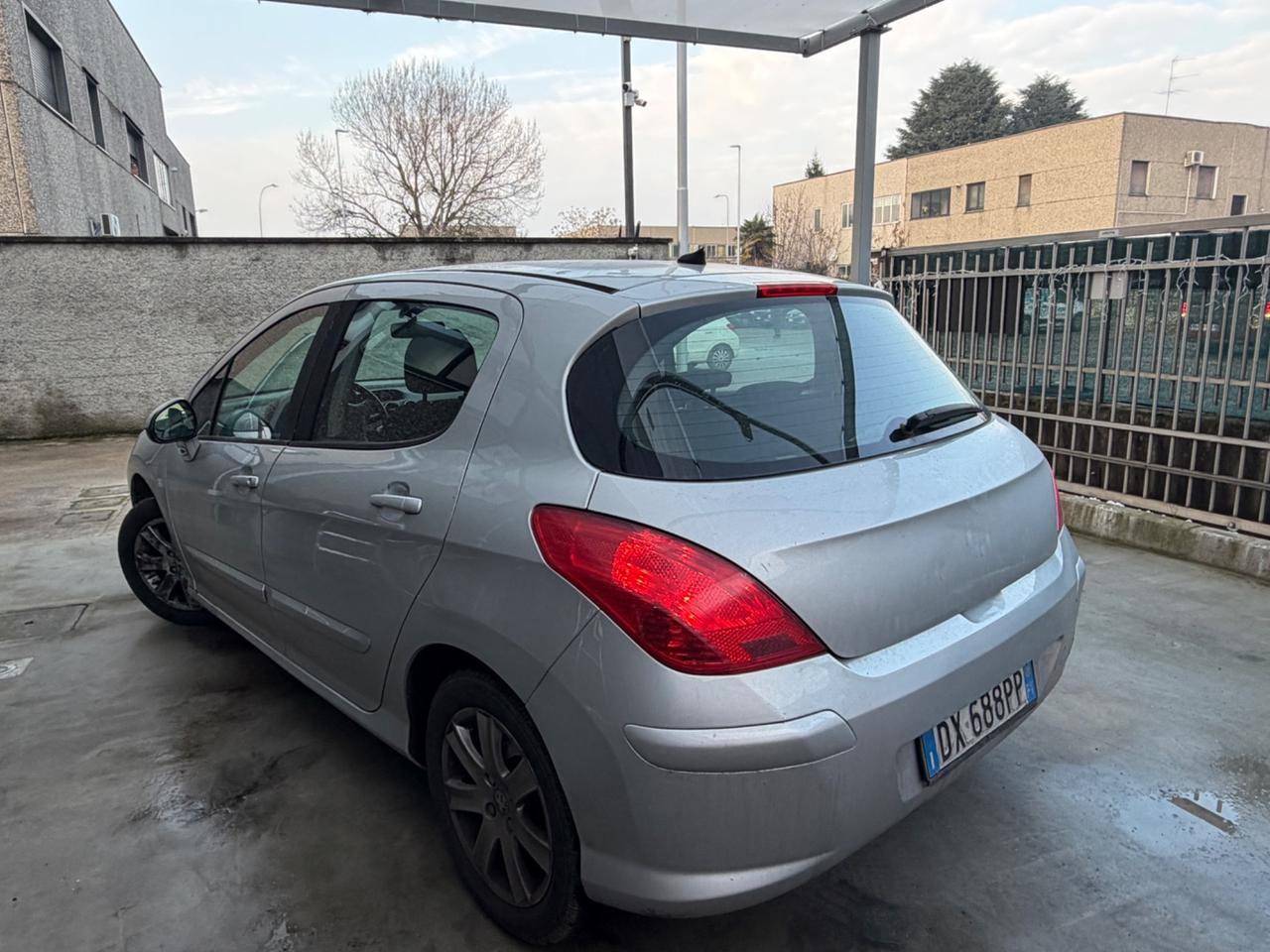 Peugeot 207 1.4 EURO4 ECO BENZINA-GPL 2030