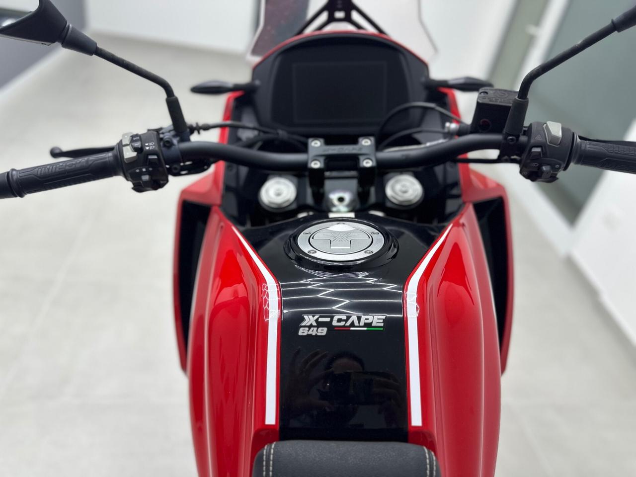 Moto Morini X-Cape 649 GOLD WHEELS