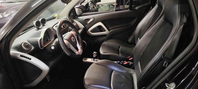 SMART ForTwo 1000 75 kW cabrio BRABUS