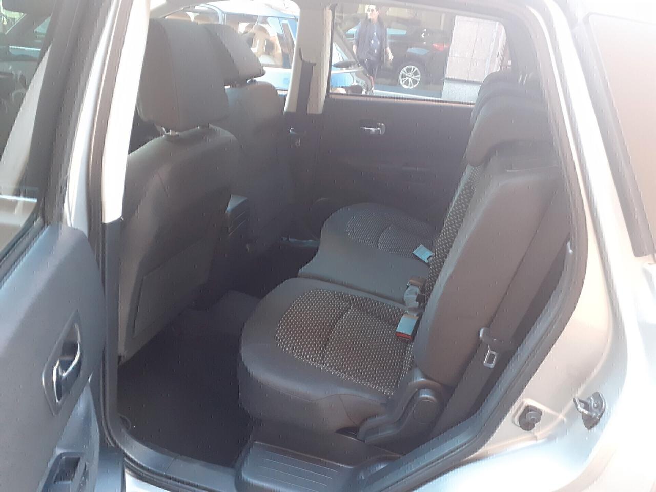 Nissan Qashqai 7 posti