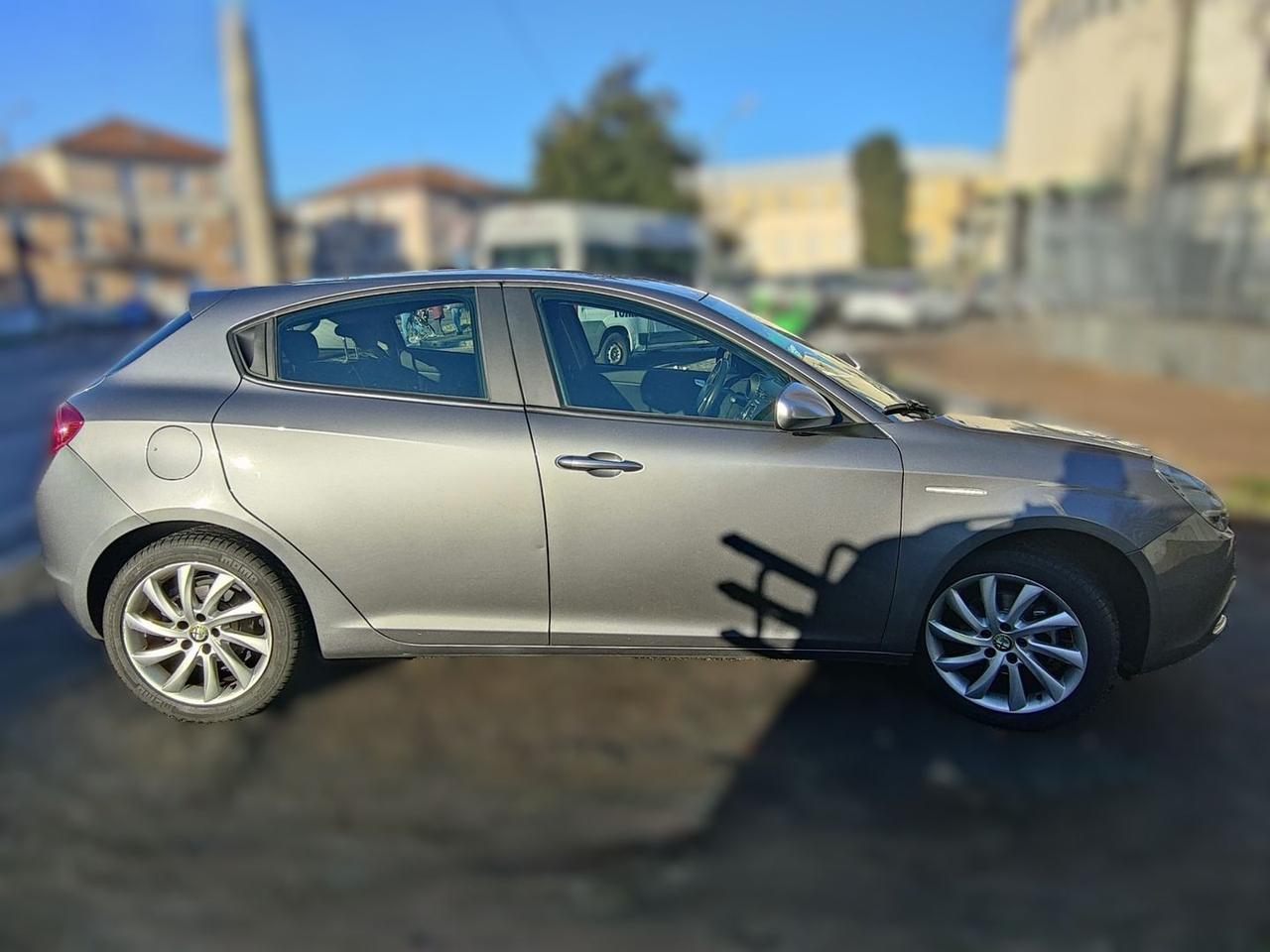 Alfa Romeo Giulietta 1.6 JTDm 120 Cv Super #8293