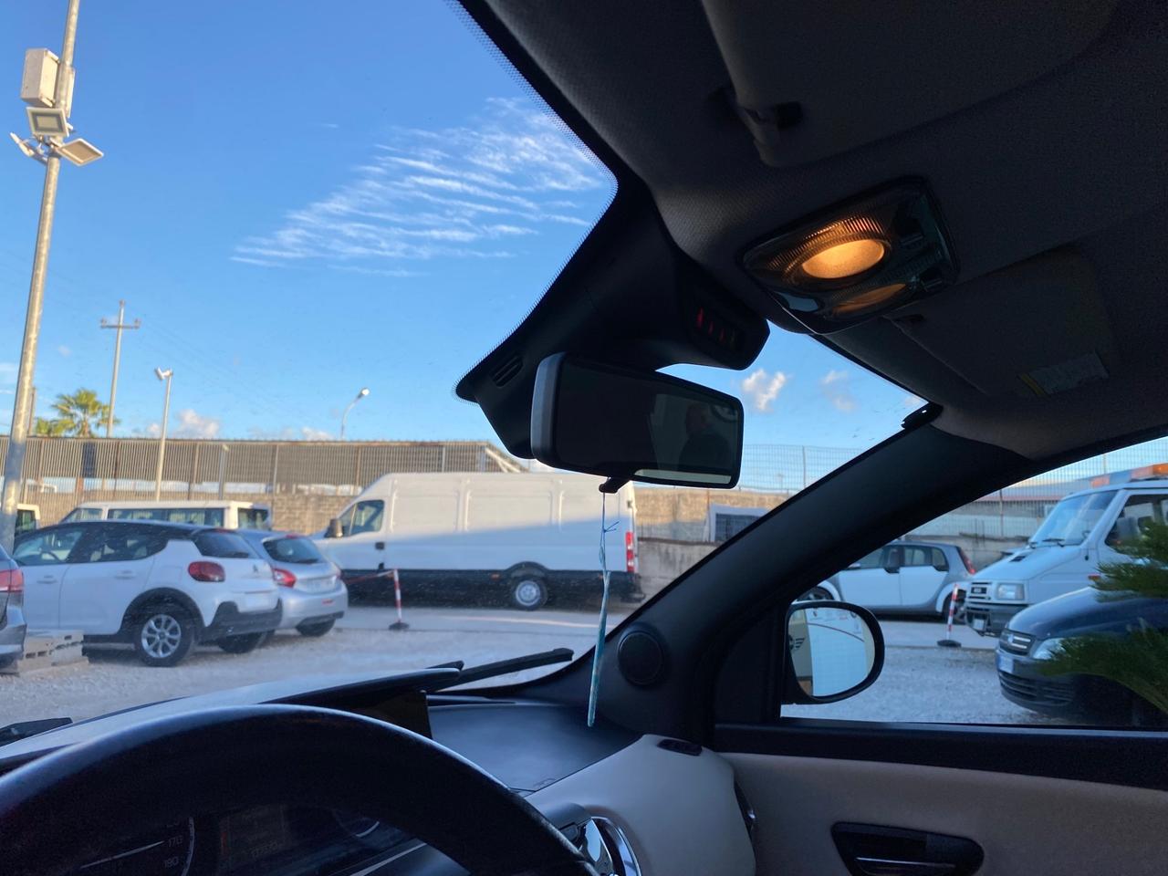 Lancia Ypsilon 1.2 benzina 5 Posti Neopatentati