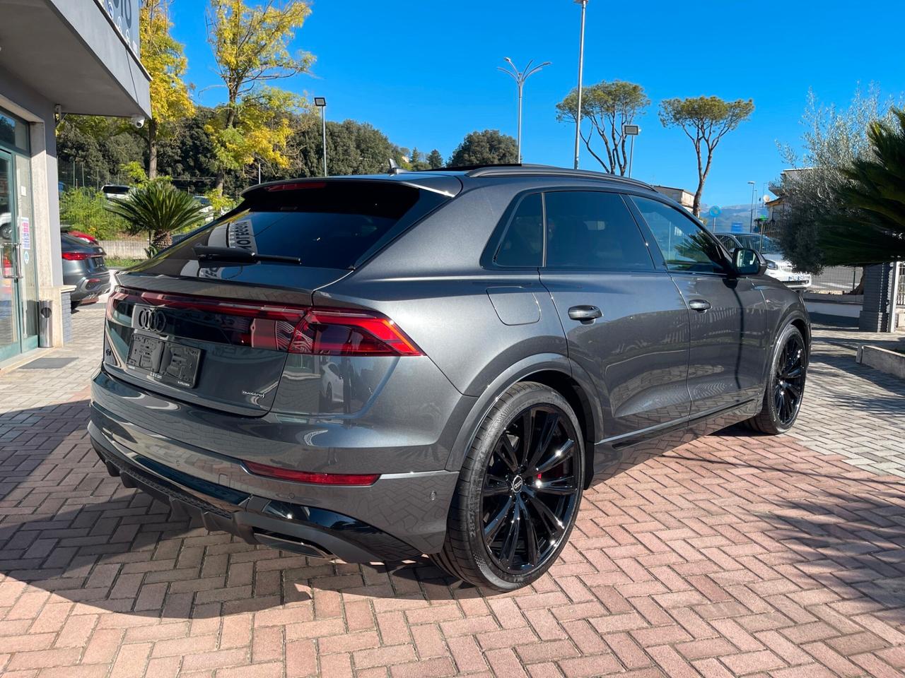 Audi Q8 50 TDI S-Line Quattro MY24*23"*HEAD-UP*SOFTCLOSE