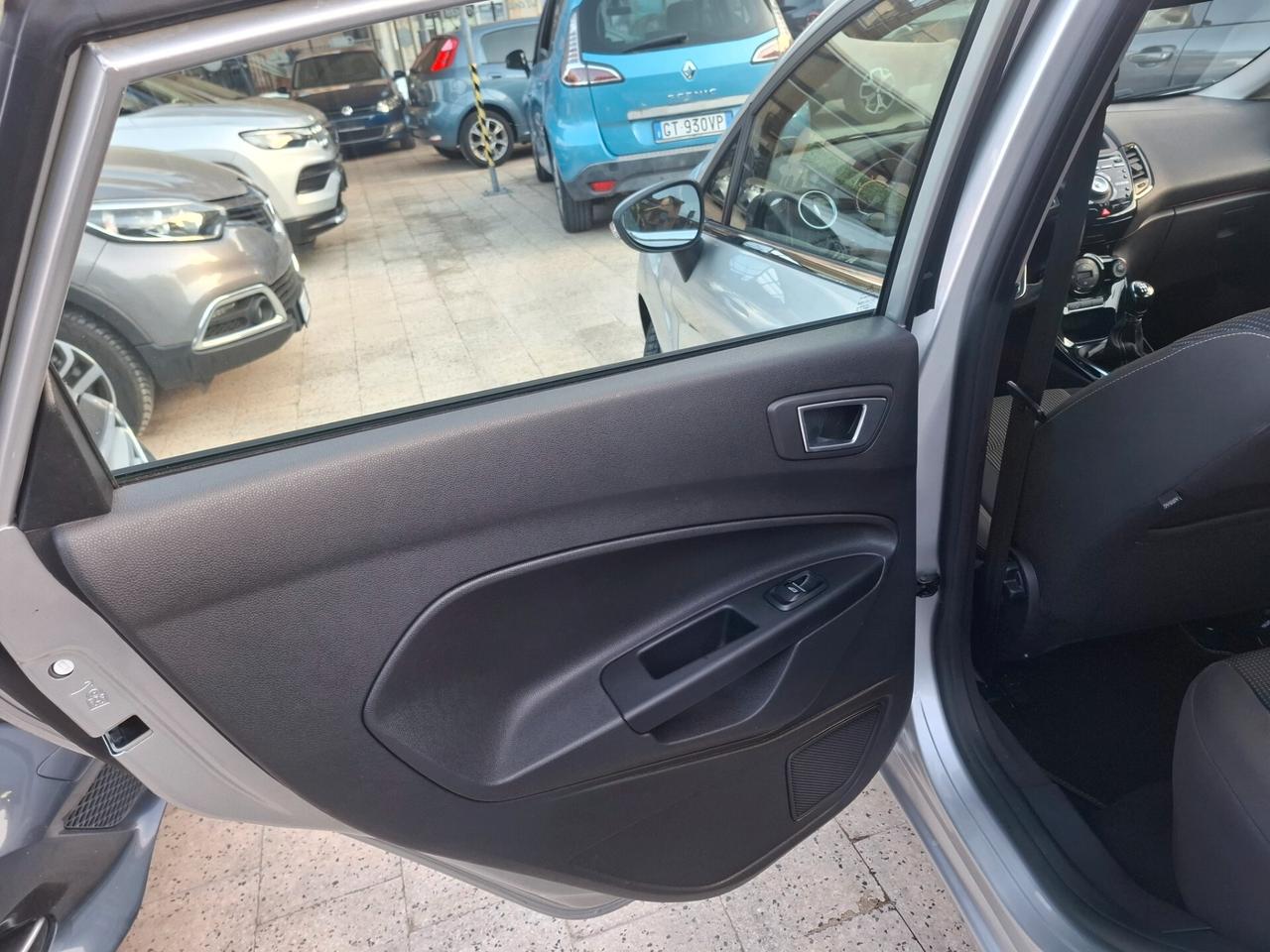 Ford Fiesta - 1.5 TDCi Titanio | Cruise Control | Ingresso senza chiave | Bluetooth |