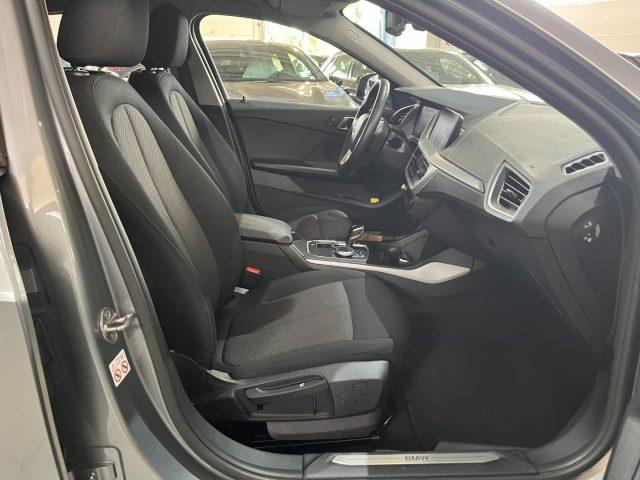 BMW 118 i 5p. Business Advantage "18 Msport /Nav/F.Led/Par