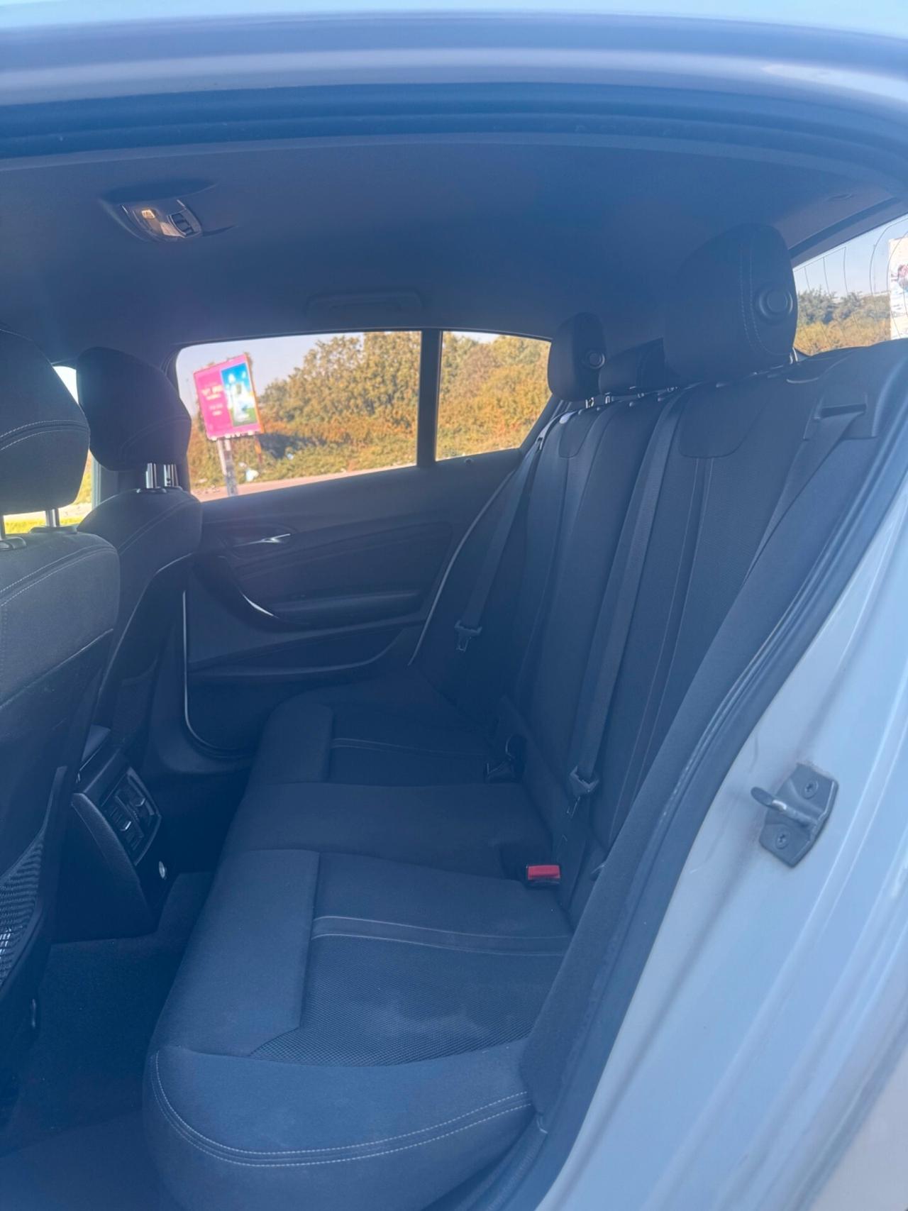 Bmw 118d 5p. Sport Automatico