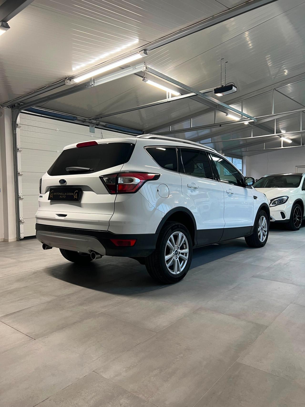 Ford Kuga 2.0 TDCI 120 CV S&S 2WD Powershift