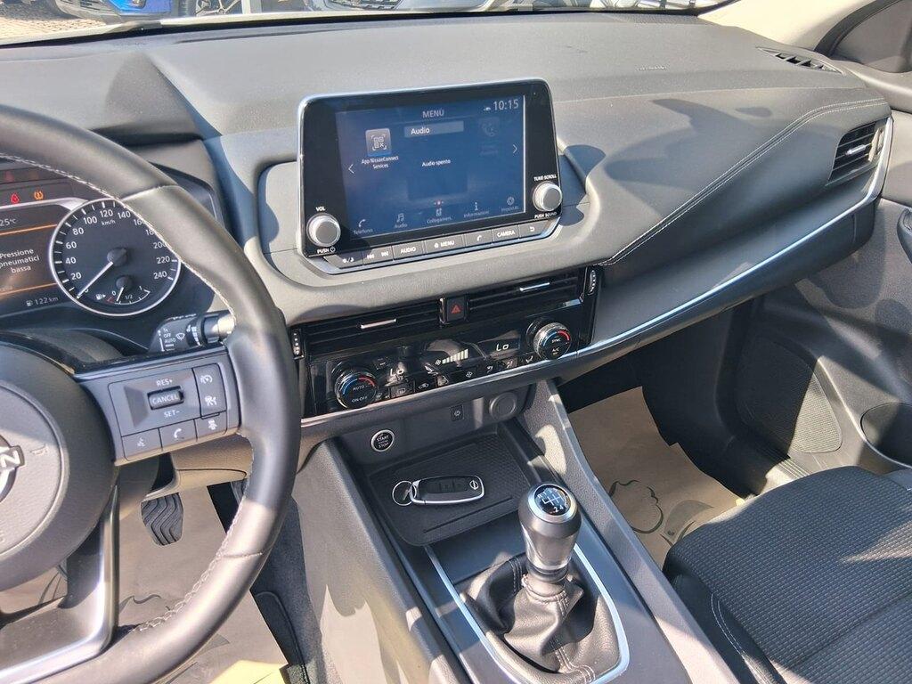 Nissan Qashqai 1.3 MILD HYBRID Business 2WD