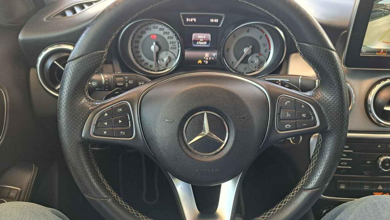 Mercedes-benz GLA 200 d Automatic 4Matic Premium