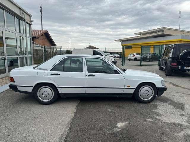 Mercedes-Benz 190 2.0 E