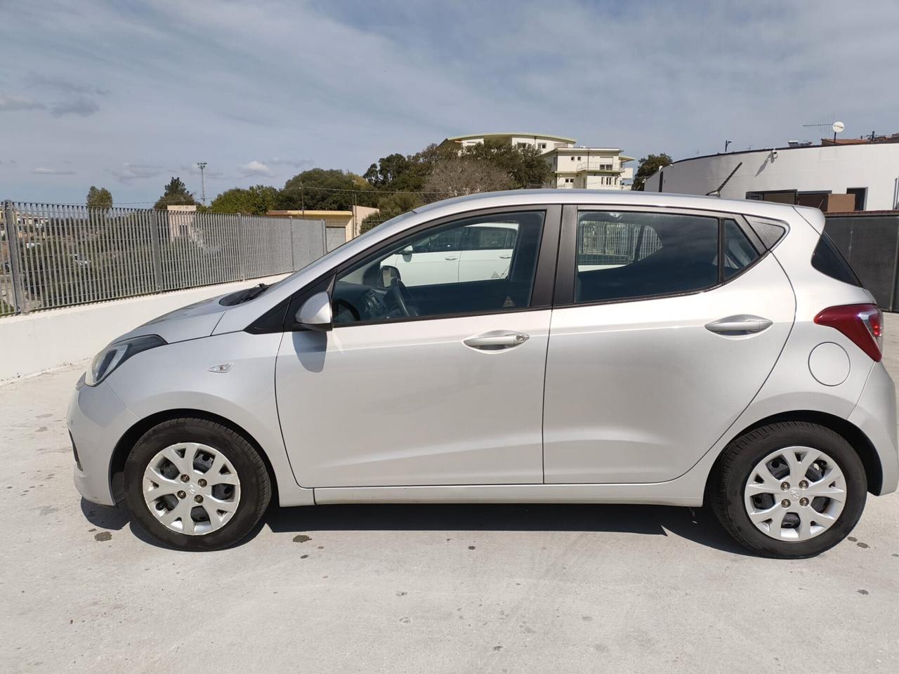 Hyundai i10 1.0 MPI Login A/T