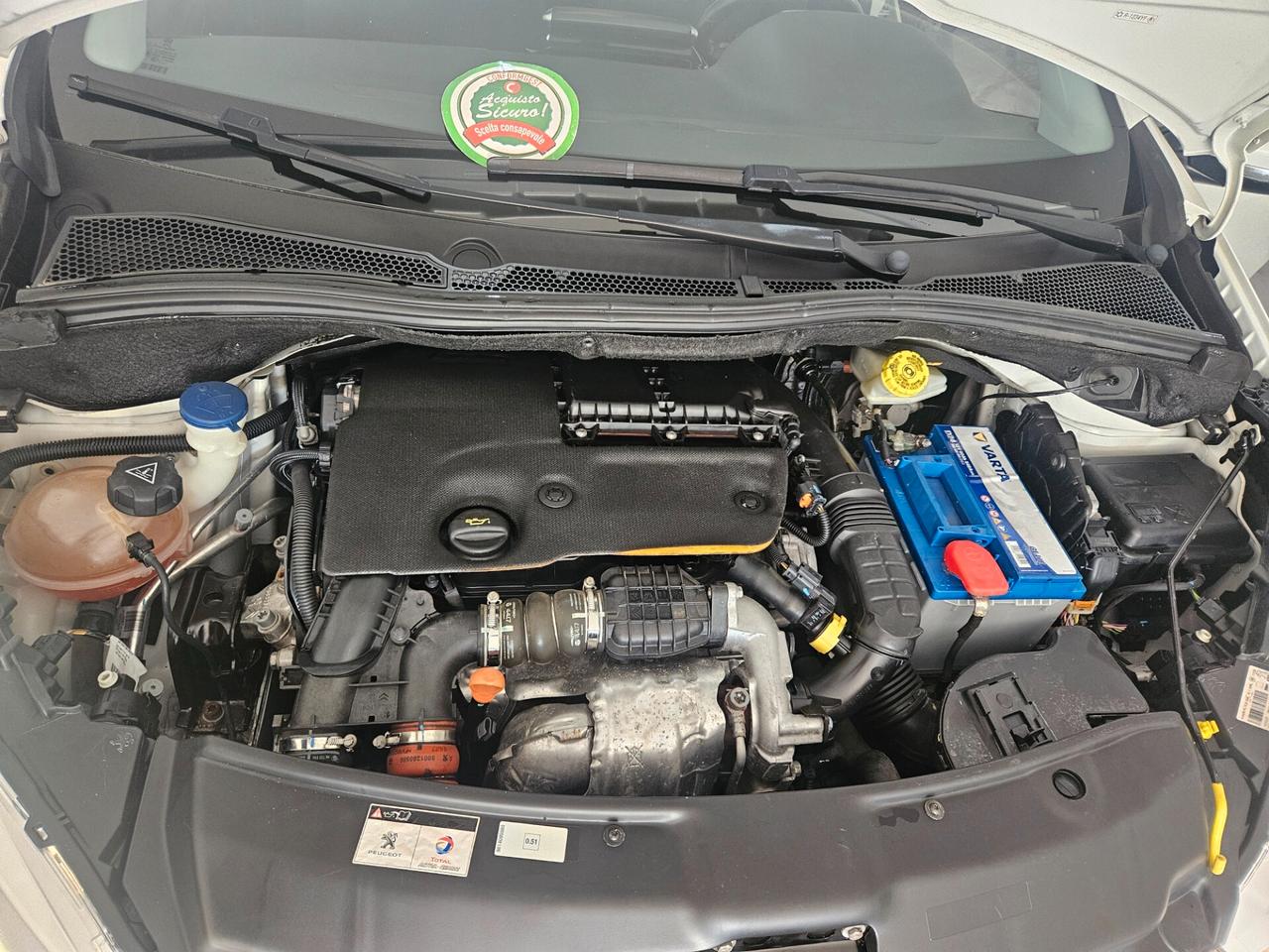 Peugeot 208 BlueHDi 75 5 porte Allure