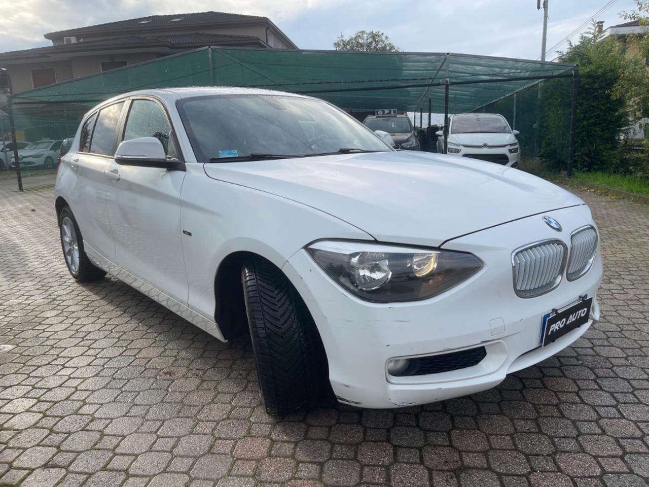 Bmw 118D 5p cambio manuale 2012 142000Km