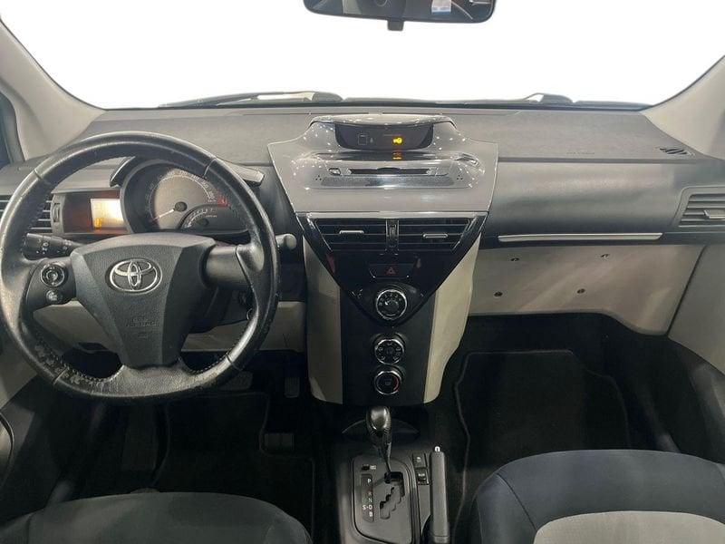 Toyota iQ iQ 1.0 Active (sol) cvt E5