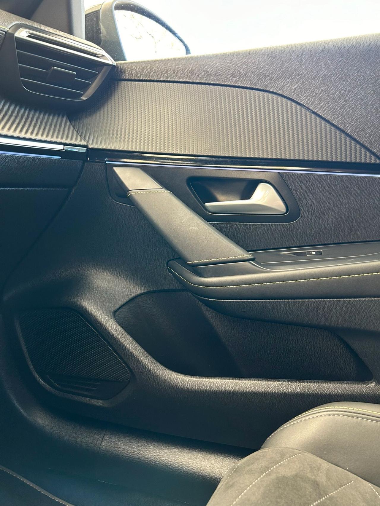 Peugeot 208 Hybrid 145 e-DCS6 GT