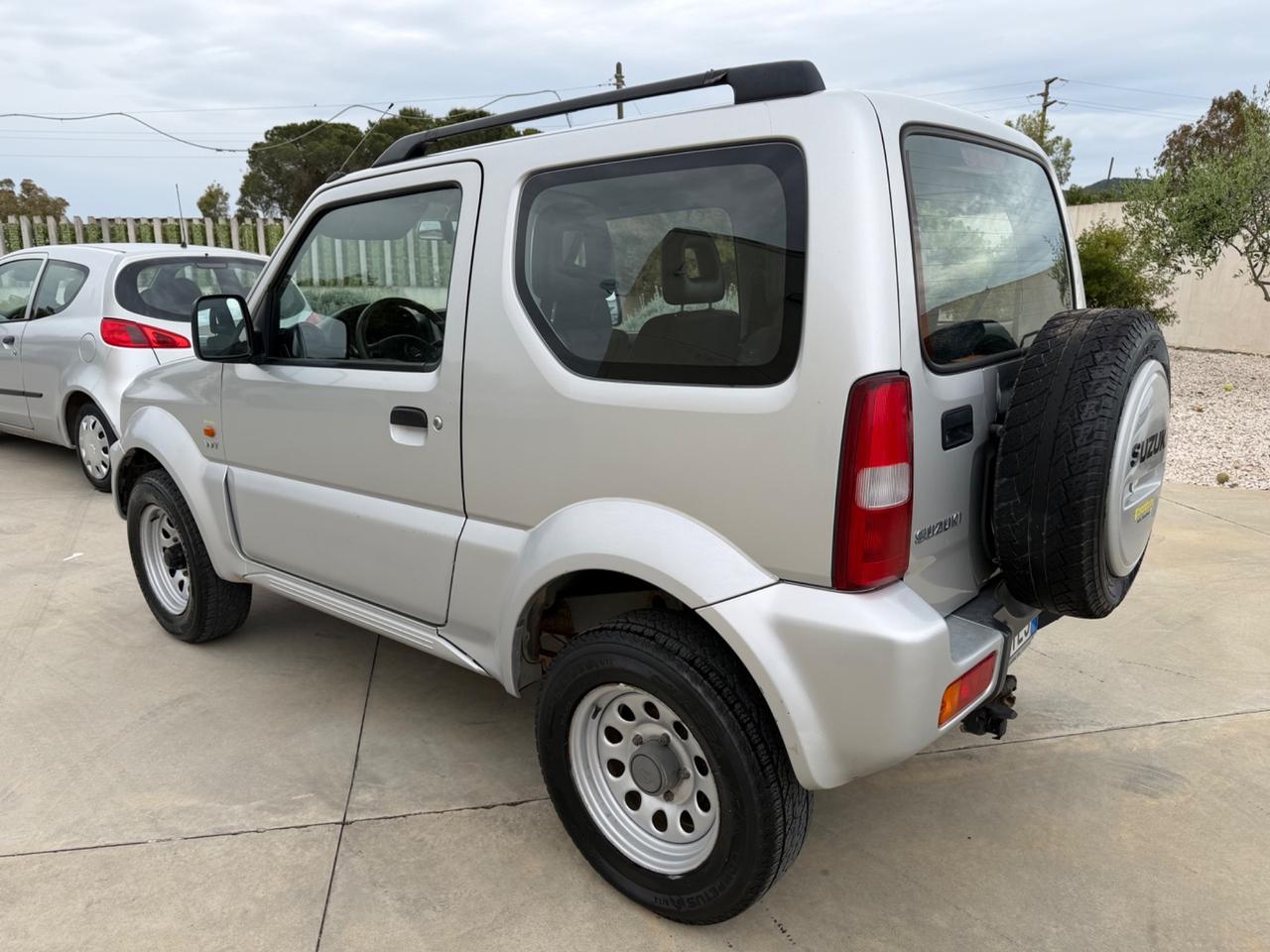 Suzuki Jimny 1.3i 16V cat 4WD JX Gancio Traino