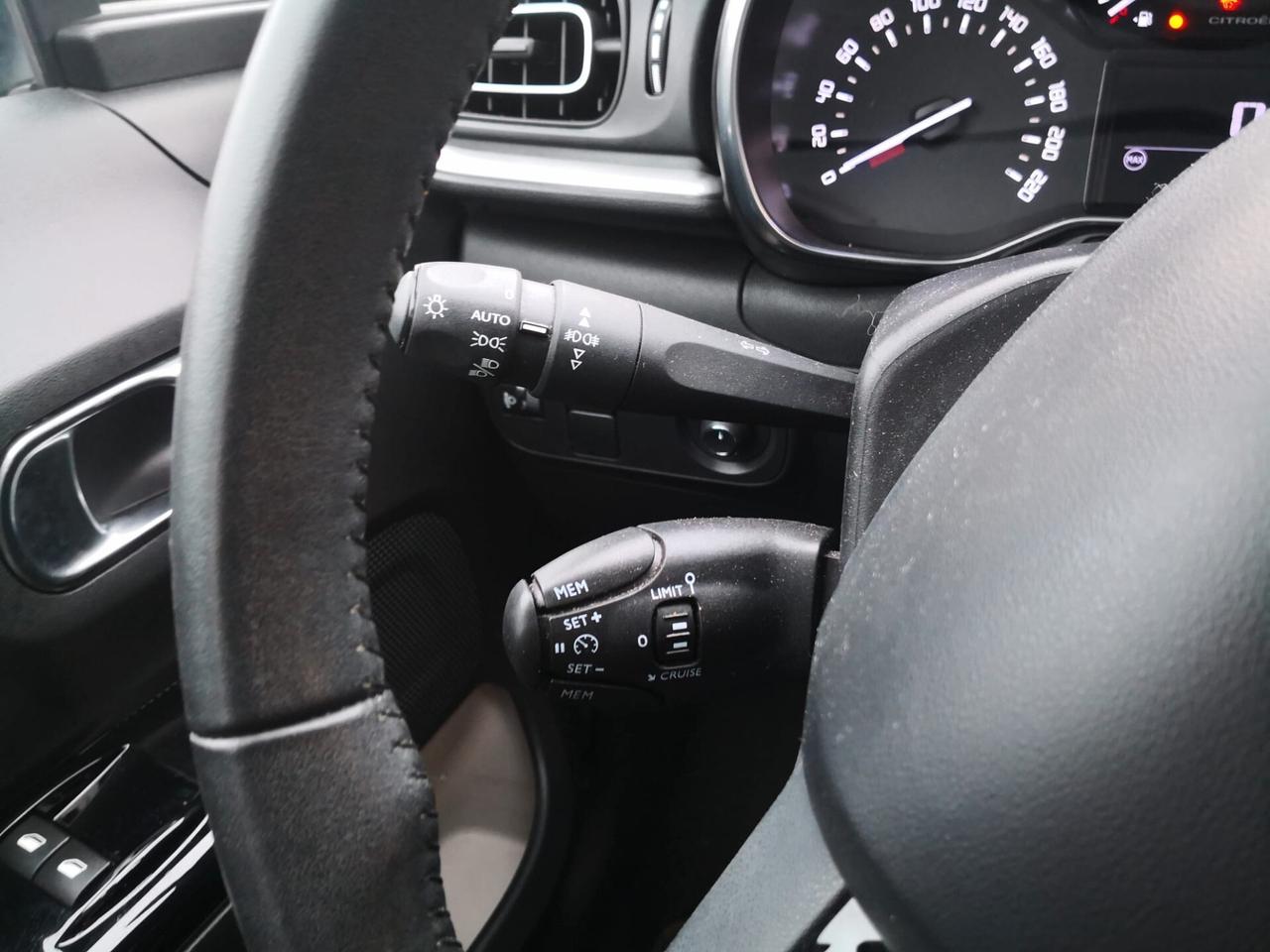 Citroen C3 1.5 BlueHDi 100 S&S Shine ***UNIPROPRIETARIO***