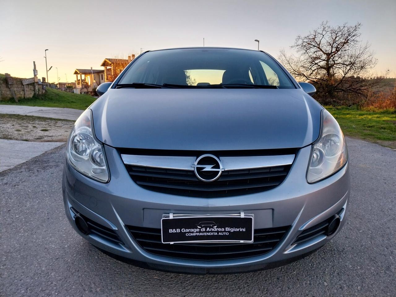 Opel Corsa 1.2 5 porte Club GPL - ok neopatentati