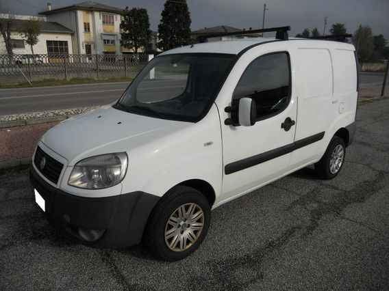 FIAT Doblò 1.6 16V NATURAL POWER Cargo lamierato SX