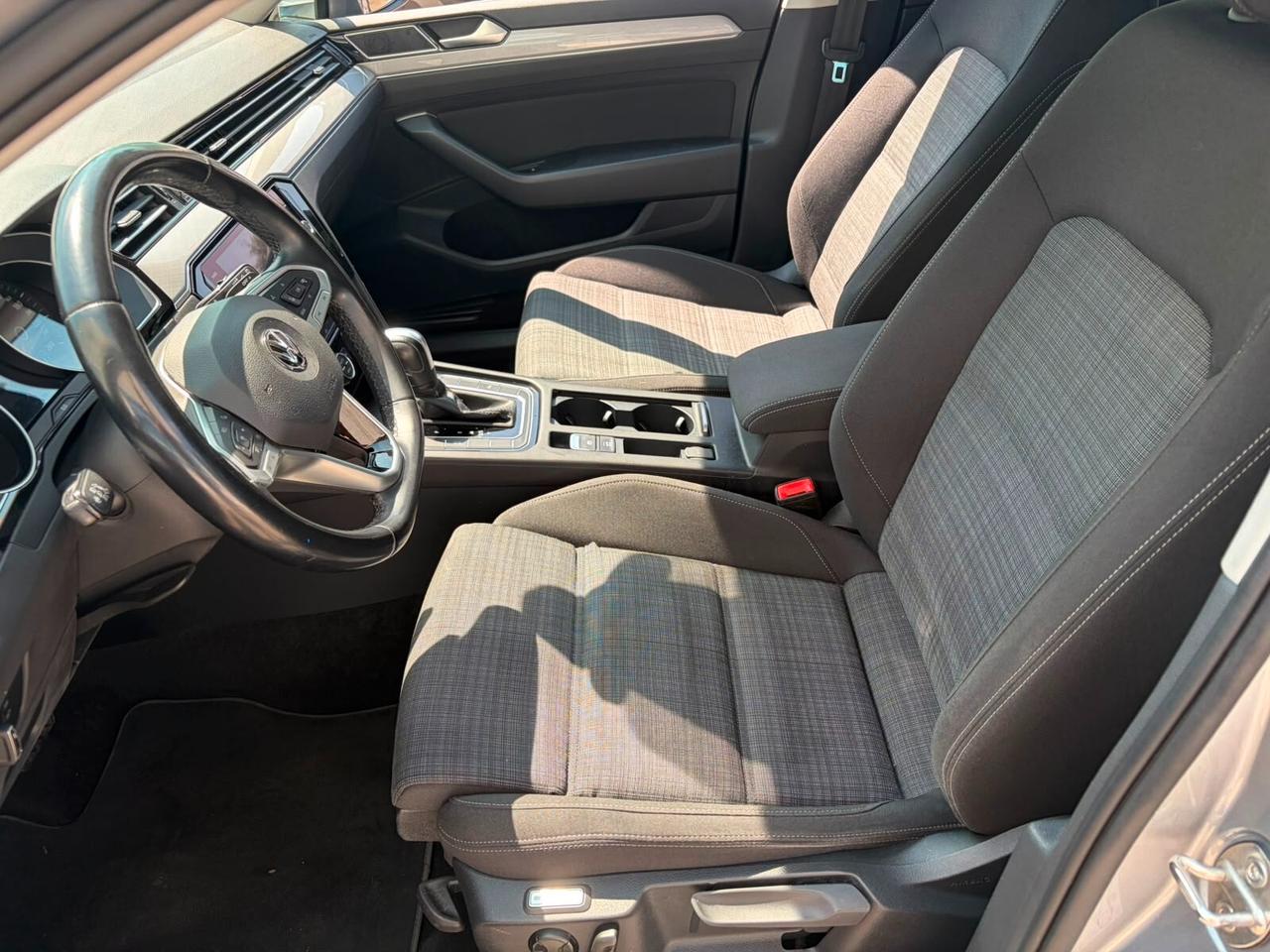 Volkswagen Passat Variant 1.5 TSI ACT DSG Business