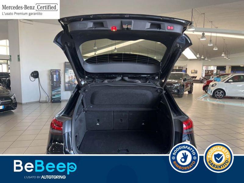 Mercedes-Benz GLA 200 D PREMIUM AUTO