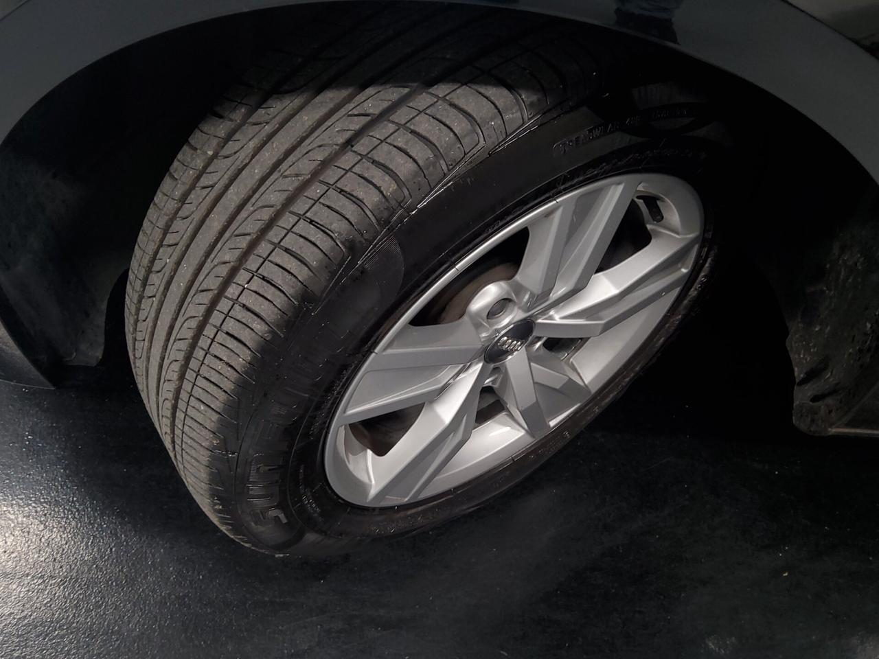 Audi A4 Avant 40 g-tron S tronic