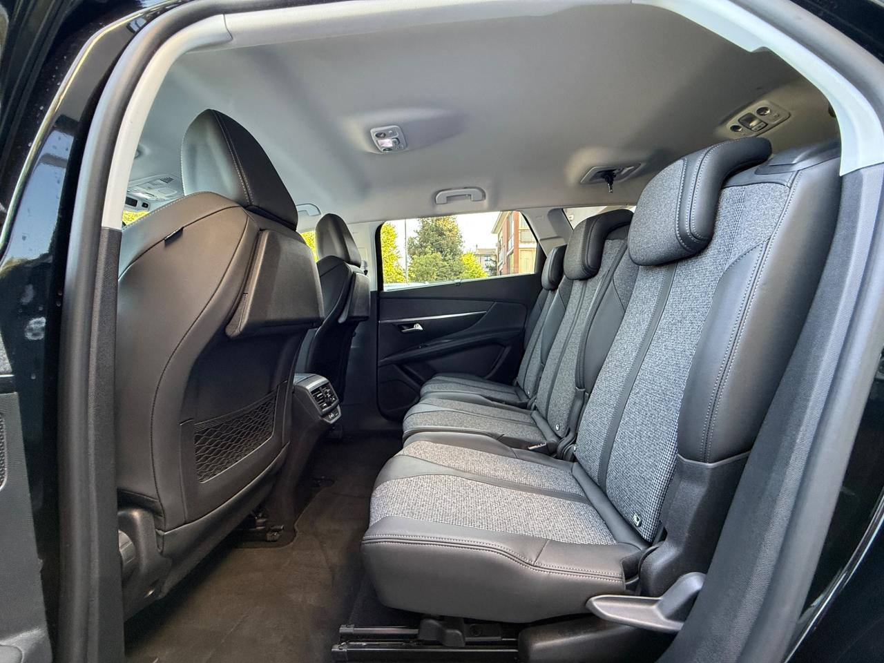 Peugeot 5008 BlueHDi 130 S&S EAT8 Allure