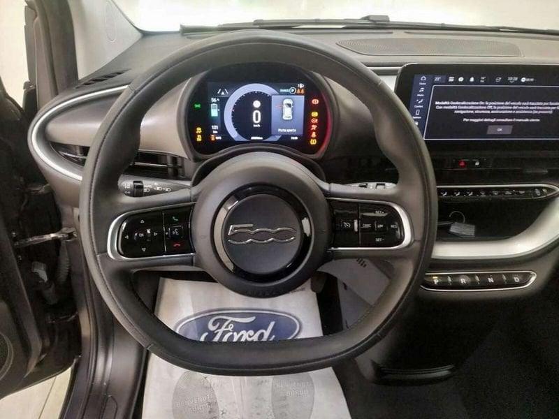 FIAT 500 500e 42 kWh La Prima