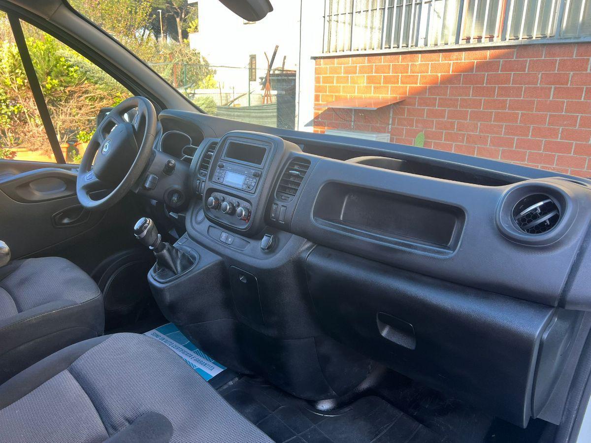 RENAULT trafic T29 2.0 dci 120cv L2H1 Plus