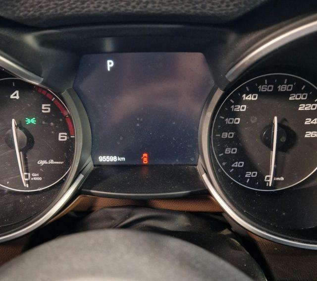 ALFA ROMEO Stelvio 2.2 Turbodiesel 210 CV AT8 Q4 Executive