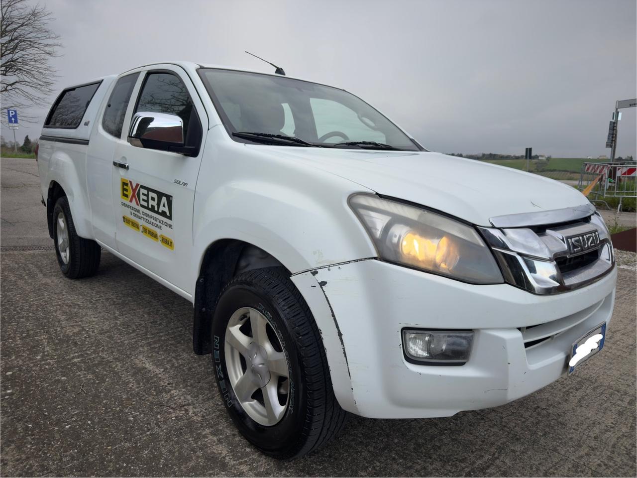 Isuzu D-Max 2.5 Crew Cab Solar Special 4WD