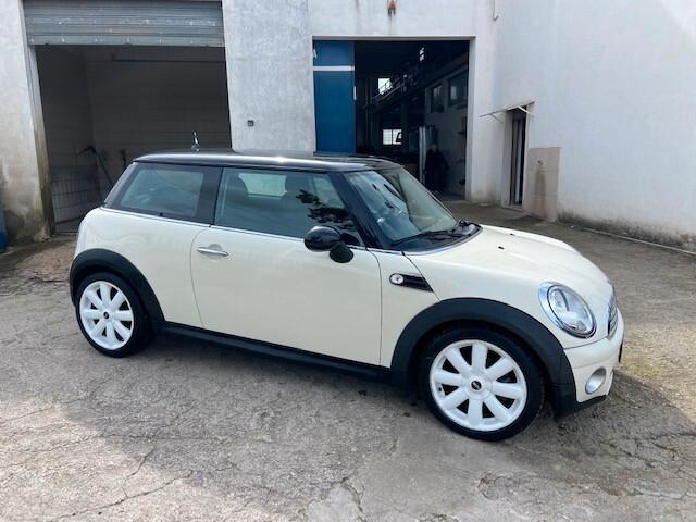 Mini 1.6 16V Cooper D
