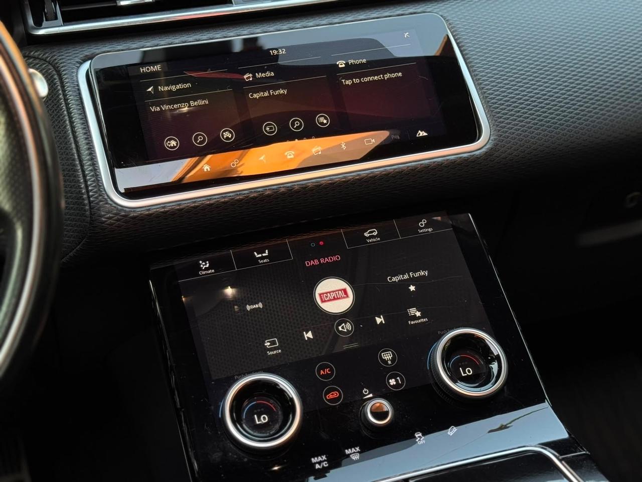 Land Rover Range Velar 2.0D I4 180 CV R-Dynamic SE