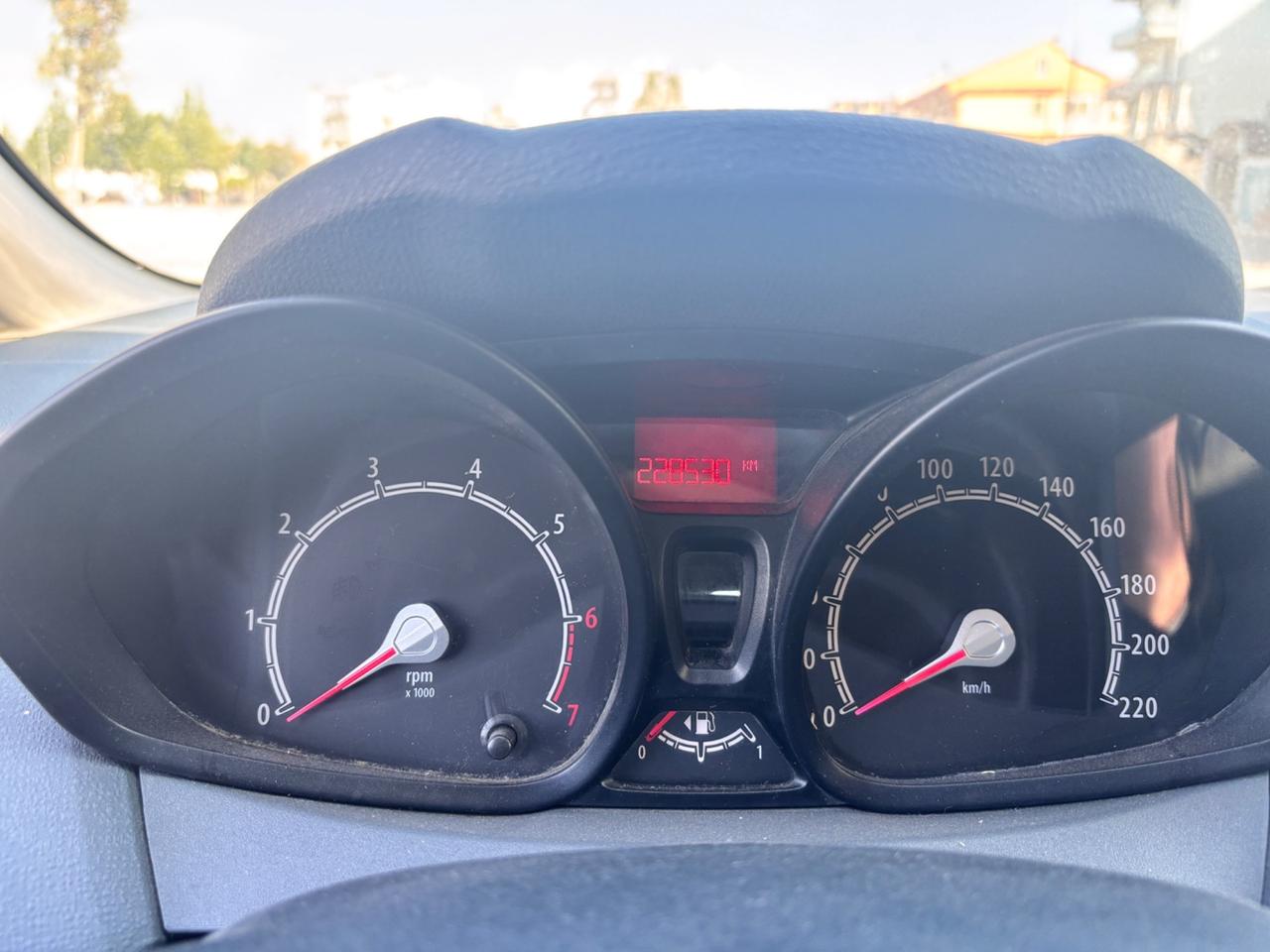 Ford Fiesta 1.4 5 porte Bz.- GPL Titanium