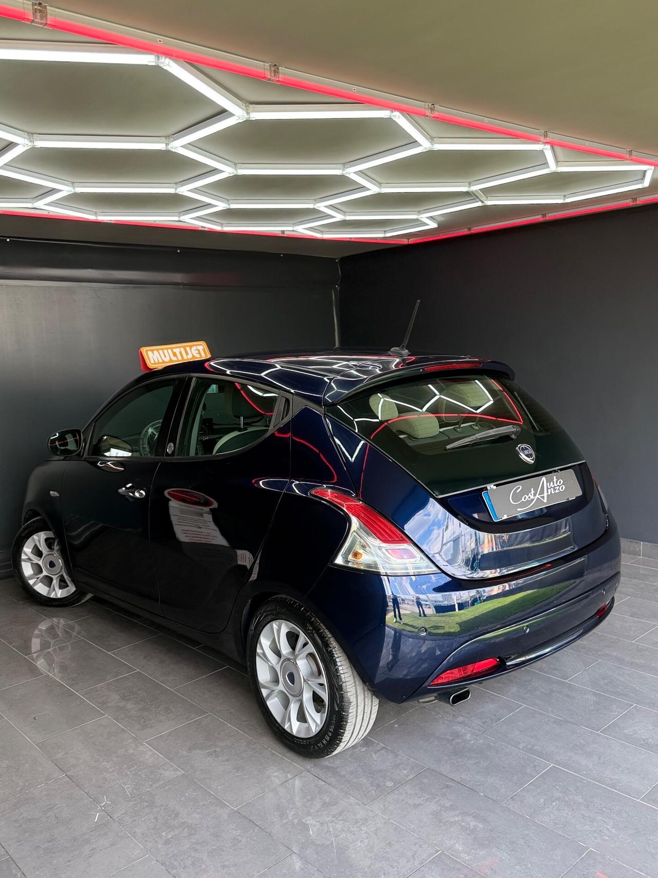 Lancia Ypsilon 1.3 Multijet 95cv 11/2015 Full Optional