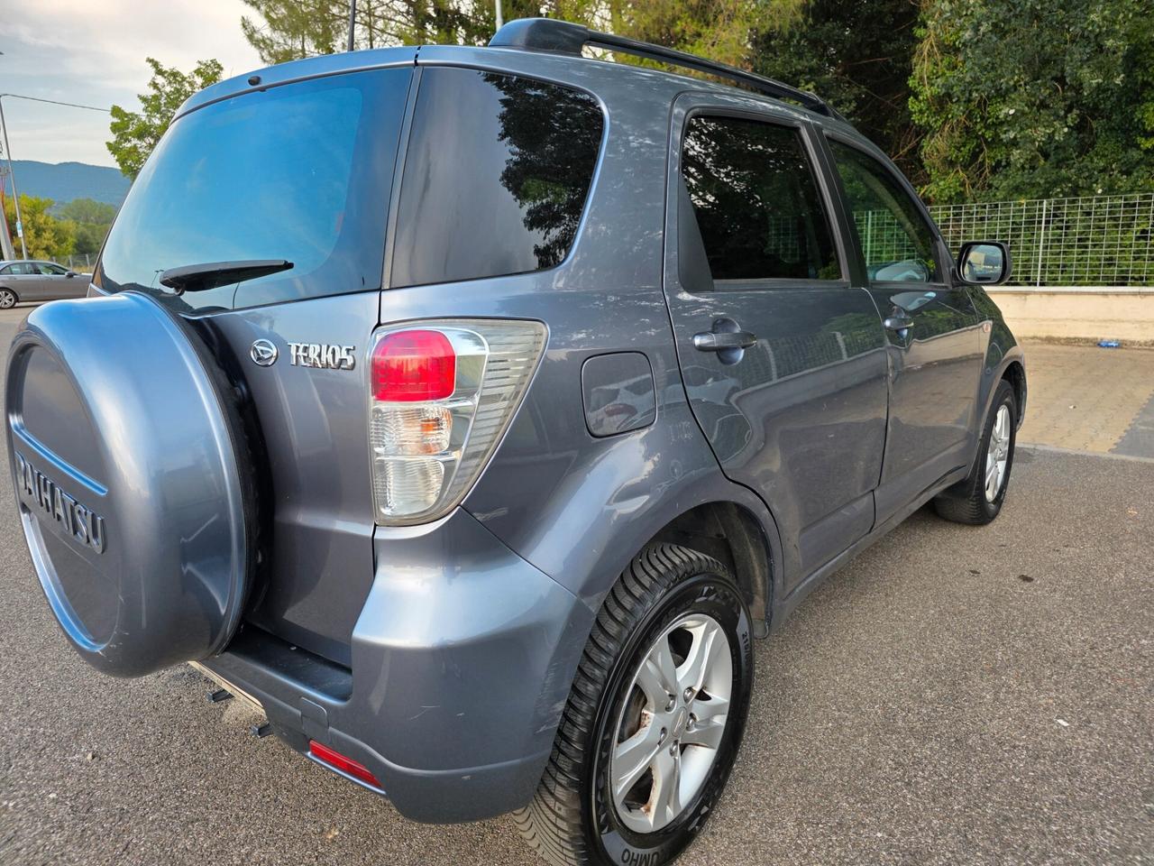 Daihatsu Terios 1.5 4WD B You O/F Five GPL