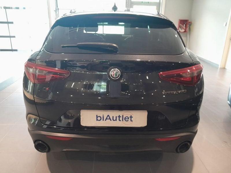 Alfa Romeo Stelvio 2.2 t B-Tech Q4 210cv auto