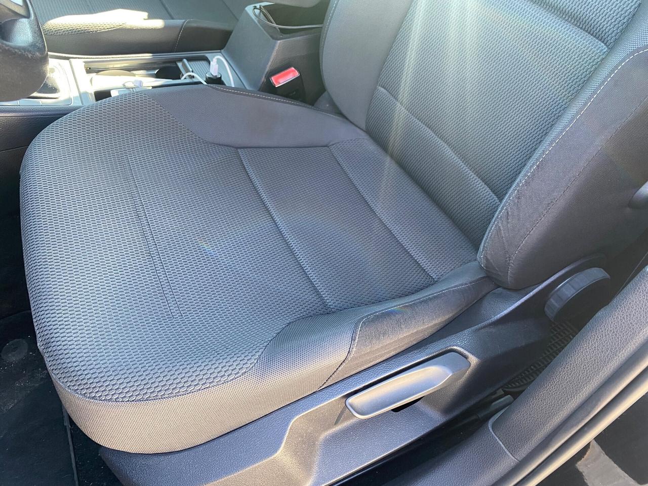 VOLKSWAGEN GOLF 1.6 DIESEL SERIE SETTE